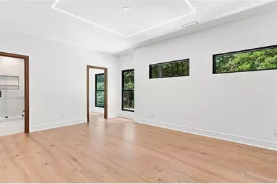 4250 Carmain Drive NE, Atlanta, GA 30342 - Photo 35