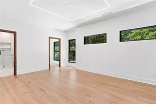 4250 Carmain Dr NE, Atlanta, GA 30342 - Photo 35