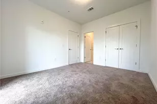 525 Parkway Dr, Atlanta, GA 30354 - Photo 9