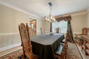 245 Emily Dr, Lilburn, GA 30047 - Photo 9