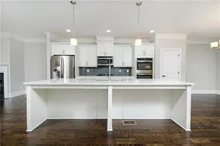 1299 Linden Ct NE, Atlanta, GA 30329 - Photo 11