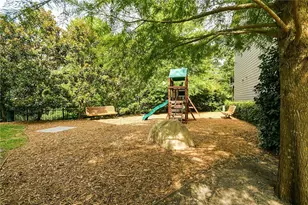 1299 Linden Ct NE, Atlanta, GA 30329 - Photo 45