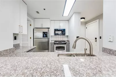3338 Peachtree Road NE #903, Atlanta, GA 30326 - Photo 13
