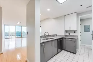 3338 Peachtree Rd NE, Atlanta, GA 30326 - Photo 9