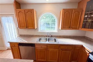 98 E B Rd, Cleveland, GA 30528 - Photo 11