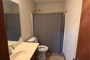 1094 Crystal Lake Rd, Atlanta, GA 30349 - Photo 3