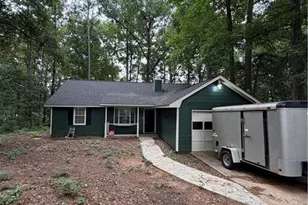 1094 Crystal Lake Rd, Atlanta, GA 30349 - Photo 1