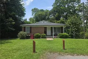 1818 Kinder Kare Dr, Macon, GA 31217 - Photo 3