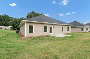 305 Angela Ave, Bowdon, GA 30108 - Photo 31