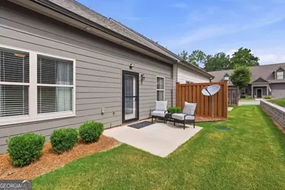 3874 Valley View Ct, Gainesville, GA 30501 - Photo 17