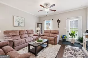 3874 Valley View Ct, Gainesville, GA 30501 - Photo 1
