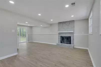 3394 Dearwood Drive SW, Lilburn, GA 30047 - Photo 27