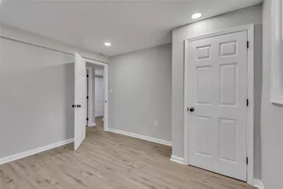 3394 Dearwood Drive SW, Lilburn, GA 30047 - Photo 35