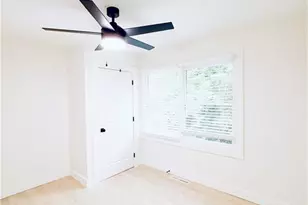 2702 Rollingwood Ln SE, Atlanta, GA 30316 - Photo 11