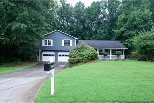 3328 Mountain Hollow Dr, Marietta, GA 30062 - Photo 1