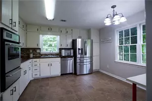 3328 Mountain Hollow Dr, Marietta, GA 30062 - Photo 11