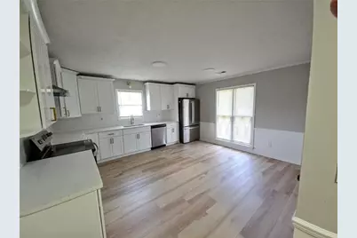 2064 Skyland Glen Drive, Snellville, GA 30078 - Photo 13