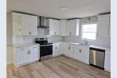 2064 Skyland Glen Drive, Snellville, GA 30078 - Photo 11