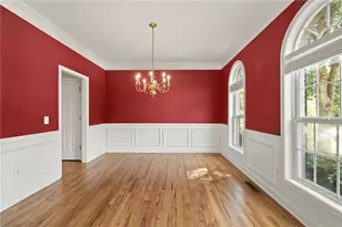 10950 Kimball Crest Dr, Alpharetta, GA 30022 - Photo 9