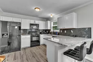 4439 Flat Stone Dr, Snellville, GA 30039 - Photo 5