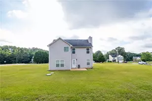 315 Furrow Creek Ct, Jackson, GA 30233 - Photo 33