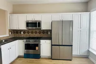 1317 Thornborough Dr, Alpharetta, GA 30004 - Photo 5