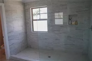 5313 Hearthstone St, Stone Mountain, GA 30083 - Photo 19