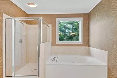 2414 Glenmore Lane, Snellville, GA 30078 - Photo 19