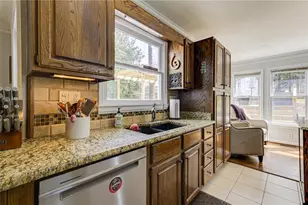 1059 Della St SE, Marietta, GA 30067 - Photo 5