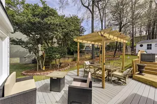 1059 Della St SE, Marietta, GA 30067 - Photo 17