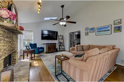 1059 Della Street SE, Marietta, GA 30067 - Photo 3