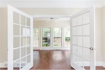 919 Bridgegate Drive NE, Marietta, GA 30068 - Photo 9