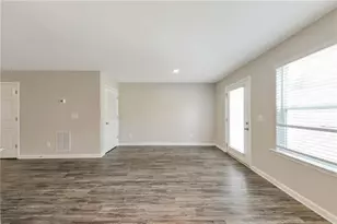 4431 Pinscher St, Union City, GA 30291 - Photo 9