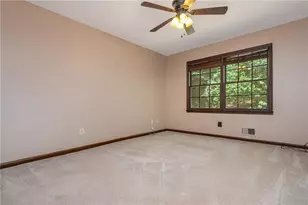 215 N Mill Rd, Sandy Springs, GA 30328 - Photo 29