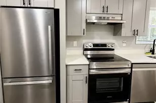 1116 Summer Brook Rd, Atlanta, GA 30349 - Photo 7