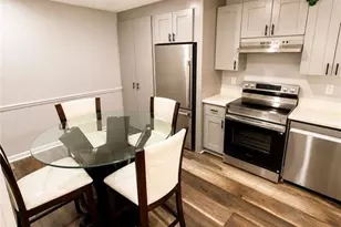 1116 Summer Brook Rd, Atlanta, GA 30349 - Photo 9