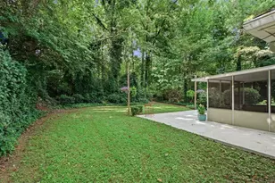 3028 Baker Ridge Dr NW, Atlanta, GA 30318 - Photo 33