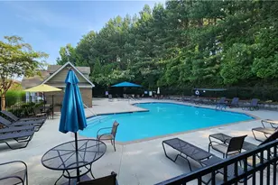 3249 Brockenhurst Dr, Buford, GA 30519 - Photo 33