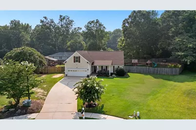 1003 Marsh Court Court, Hampton, GA 30228 - Photo 3
