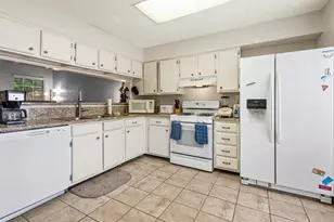 603 Wedgewood Way, Sandy Springs, GA 30350 - Photo 7
