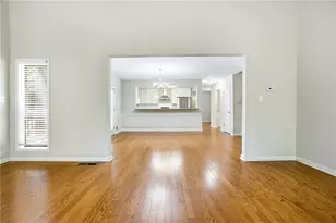 410 N Eagles Bluff, Alpharetta, GA 30022 - Photo 11