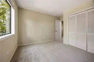 410 N Eagles Bluff, Alpharetta, GA 30022 - Photo 21