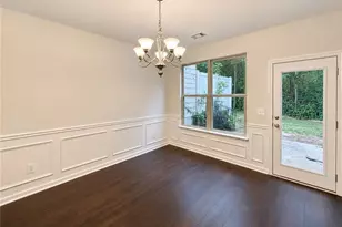 3432 Castleberry Village Cir, Cumming, GA 30040 - Photo 5