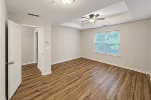 3432 Castleberry Village Cir, Cumming, GA 30040 - Photo 9