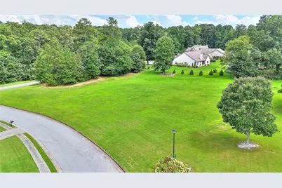 1001 Honey Lane, Loganville, GA 30052 - Photo 5