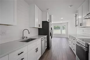 410 Hickory Walk, Woodstock, GA 30188 - Photo 9