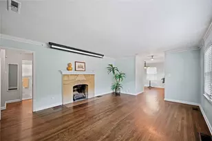 2654 Elsinore St, Atlanta, GA 30344 - Photo 3