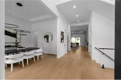 3293 Lenox Place NE, Atlanta, GA 30324 - Photo 5