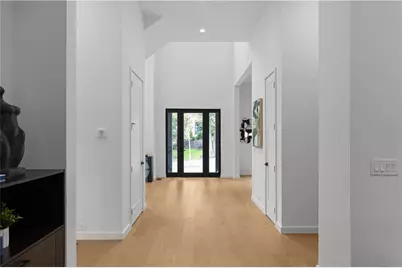 3293 Lenox Place NE, Atlanta, GA 30324 - Photo 15
