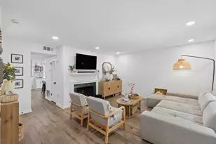 140 Amherst Pl NW, Atlanta, GA 30327 - Photo 3